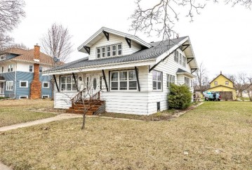 158 S Franklin Street, Oconto Falls, WI 54154-1423