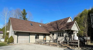 4832 Thome Road, Pensaukee, WI 54153