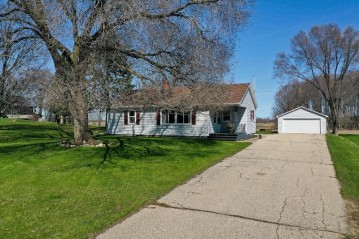 7574 S Old 141 Road, Lena, WI 54139