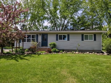 435 Circle Drive, Amherst, WI 54406