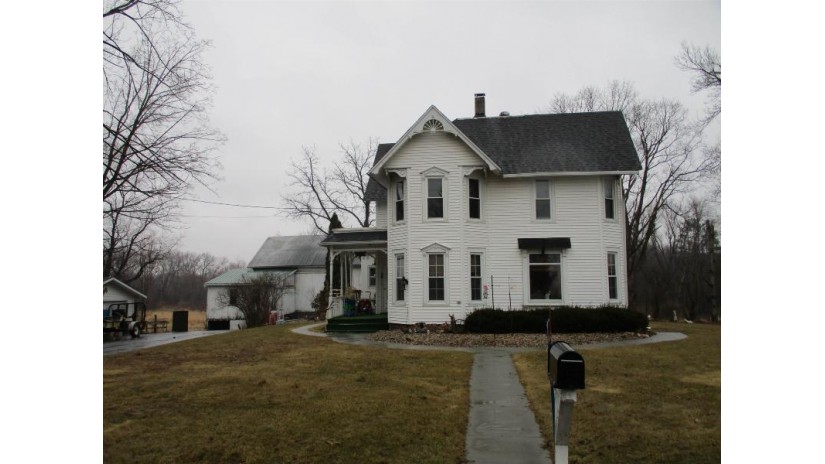 E5856 Lavalle St Reedsburg, WI 53959 by Century 21 Affiliated $369,900