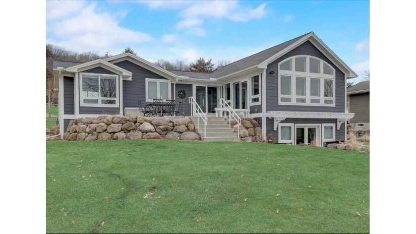 N2759 Demynck Rd Lodi, WI 53555 by Restaino & Associates Era Powered $1,249,000