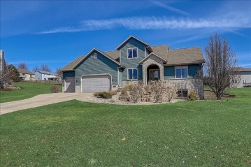 208 Temple Ct, Mount Horeb, WI 53572