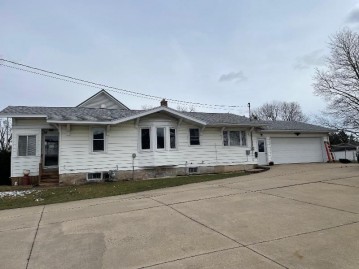 113 E South St, Browntown, WI 53522