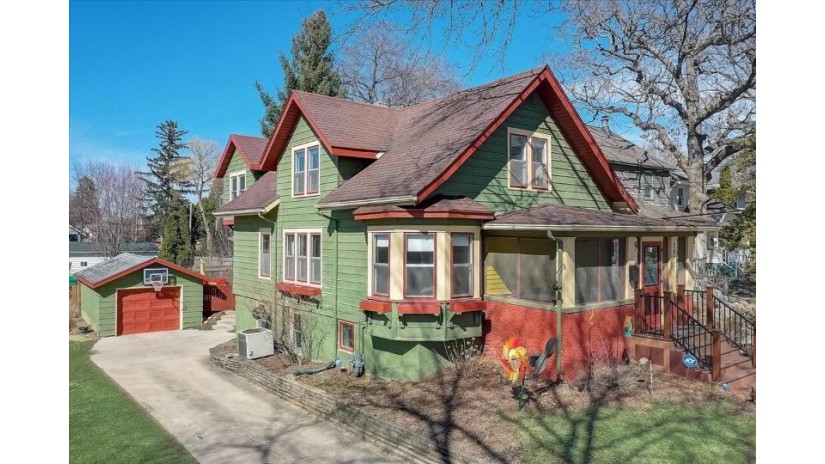 2910 Oakridge Ave Madison, WI 53704 by Solidarity Realty, Llc $749,900