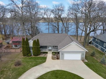 N3133 Sleepy Hollow Rd, Fountain Prairie, WI 53932