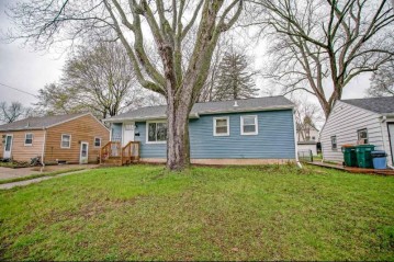 508 Powers Ave, Blooming Grove, WI 53714