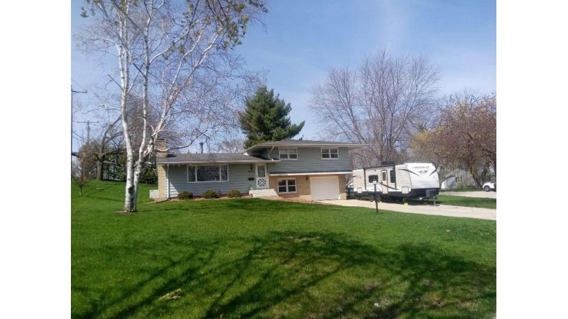 800 Messmer St Fort Atkinson, WI 53538 by Fort Real Estate Company Llc $275,000