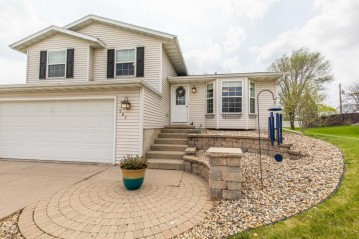 567 Mitchell St, Belleville, WI 53508