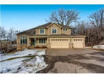 734 Crosby Dr, Hudson, WI 54016