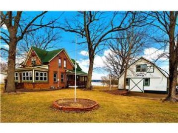 500 Deronda St, Amery, WI 54001