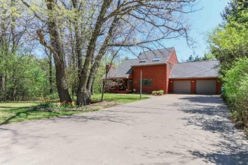 4929 Mary Jane Drive, Stevens Point, WI 54481