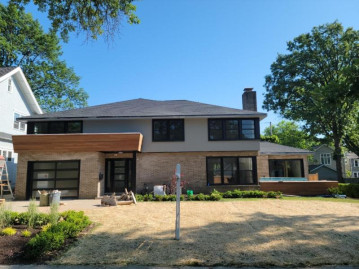 821 E Glen Ave, Whitefish Bay, WI 53217