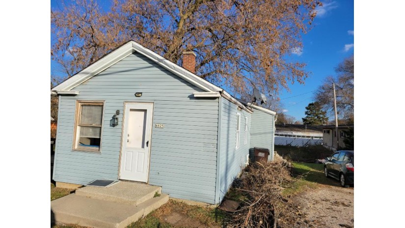 4625 Douglas Ave Caledonia, WI 53402 by EXIT Realty Horizons-Tosa $60,000