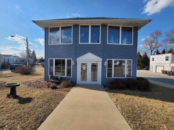 148 Main St, Sullivan, WI 53178