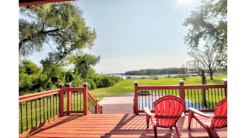 3900 Country Lane Dr Delavan, WI 53115 by Bay View Homes $1,124,000