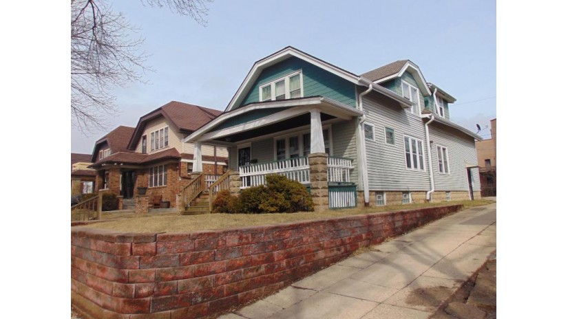2406 N 53rd St Milwaukee, WI 53210 by Prolific Realty Group $119,000