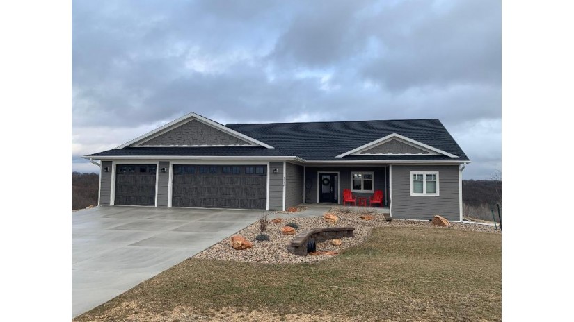 1518 Ambrosia Ct La Crescent, MN 55947 by Zenke Auction & Realty, Inc. $539,900