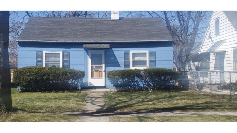 4215 N 52nd St Milwaukee, WI 53216 by 1st Advantage Real Estate $94,000