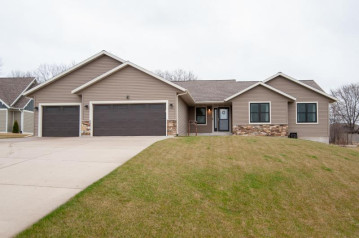 N7038 Pedretti St, Holland, WI 54636