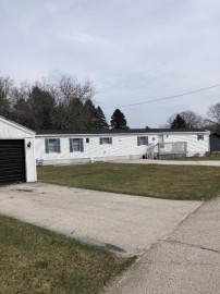7136 Tannery Rd 2, Two Rivers, WI 54241