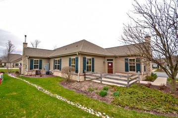 N68W15553 Tartan Cir, Menomonee Falls, WI 53051-5083