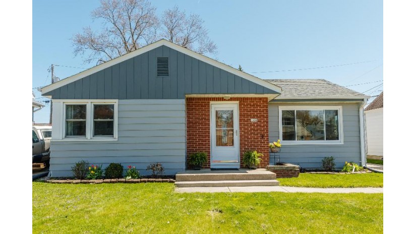 1538 S 96th St West Allis, WI 53214 by Smart Asset Realty Inc $249,900