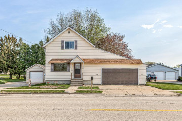 161 E Lake St, Stockbridge, WI 53088