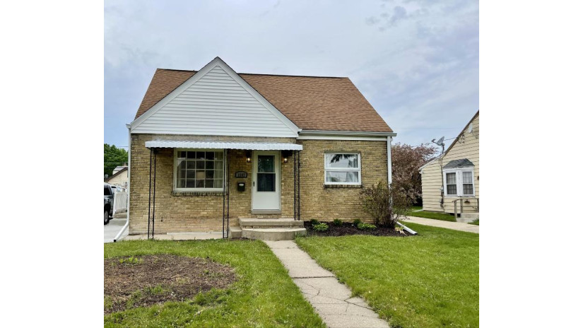 3347 N 77th St Milwaukee, WI 53222 by Rockmor Realtors, LLC $199,900