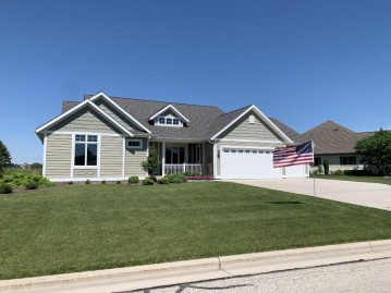 834 Settlers Trl, Sheboygan Falls, WI 53085