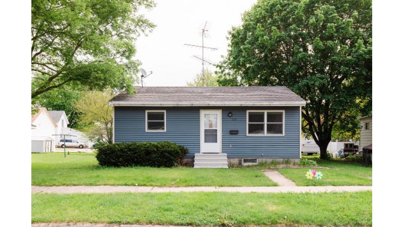 113 N Myrtle St Sparta, WI 54656 by RE/MAX Results $129,900