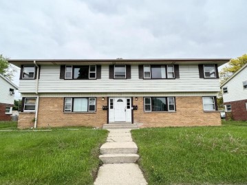 5734 N 76th St, Milwaukee, WI 53218-2256