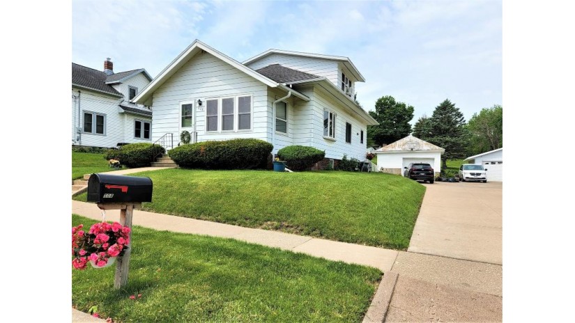 508 16th Ave S Bangor, WI 54614 by Berkshire Hathaway HomeServices North Properties $164,900