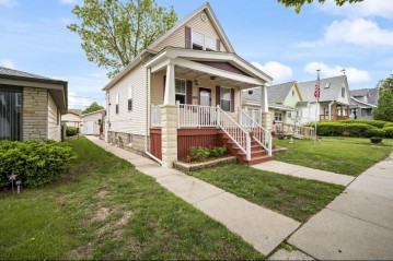 3875 E Pulaski Ave, Cudahy, WI 53110