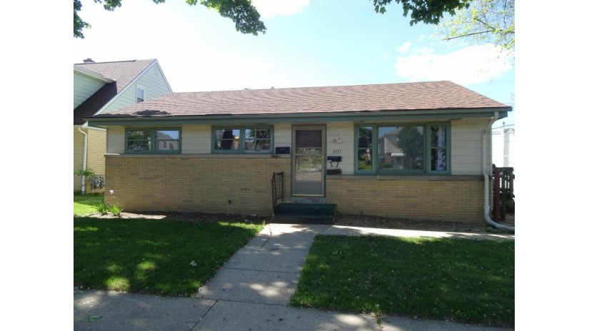 8501 W Keefe Ave Milwaukee, WI 53222 by Homestead Realty, Inc $154,900