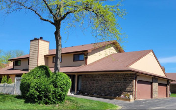 14054 W Tiffany Pl, New Berlin, WI 53151-4533