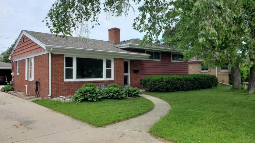 3664 Monterey Dr Racine, WI 53402 by Jock Team Real Estate LLC $224,900