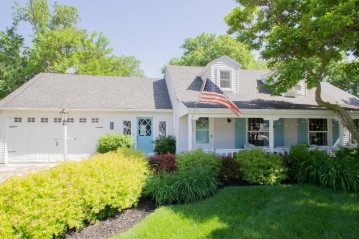 302 Margaret St, Watertown, WI 53098-2117