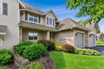 669 Greenview Cir 55-26, Geneva, WI 53147-4868