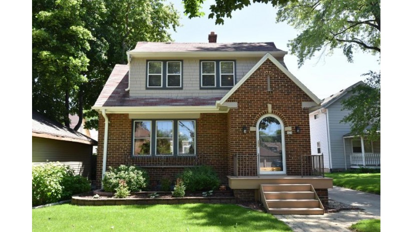 426 N 70th St Wauwatosa, WI 53213 by Keller Williams Realty-Milwaukee North Shore $319,900