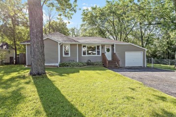 6325 244th Ave, Paddock Lake, WI 53168-8806