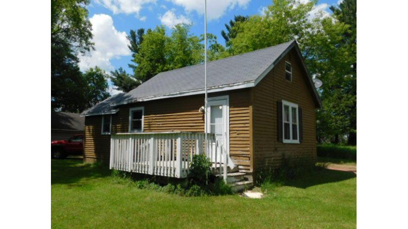 N5627 Oak Dr Wescott, WI 54166 by RE/MAX North Winds Realty, LLC $52,900