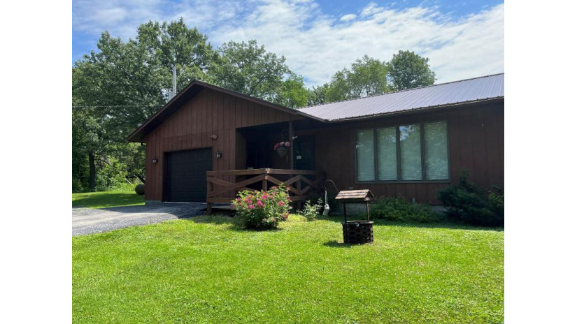 N9104 County Road Vv Farmington, WI 54644 by Castle Realty, LLC $245,000