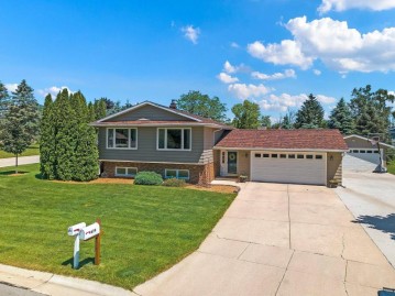 674 Western Ave, Sheboygan Falls, WI 53085