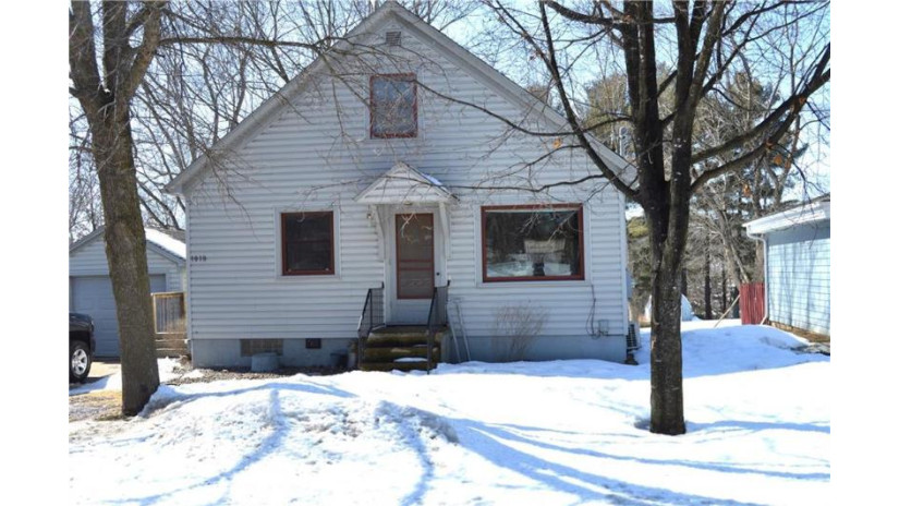 1010 Jefferson Avenue Chippewa Falls, WI 54729 by Copper Key Home Solutions $199,900