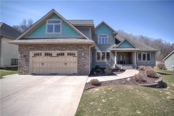 4616 Oakwood Hills Parkway, Eau Claire, WI 54701