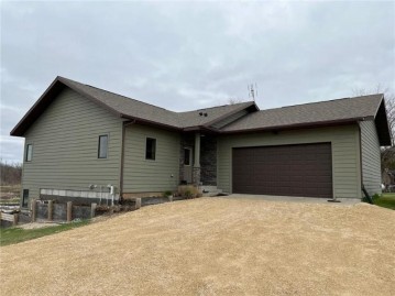 S2836 Red Cedar Lane, Fountain City, WI 54629