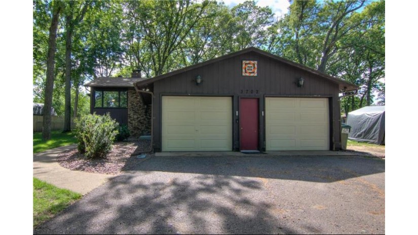 3702 Rudolph Road Eau Claire, WI 54701 by Cb Brenizer/Chippewa $315,000