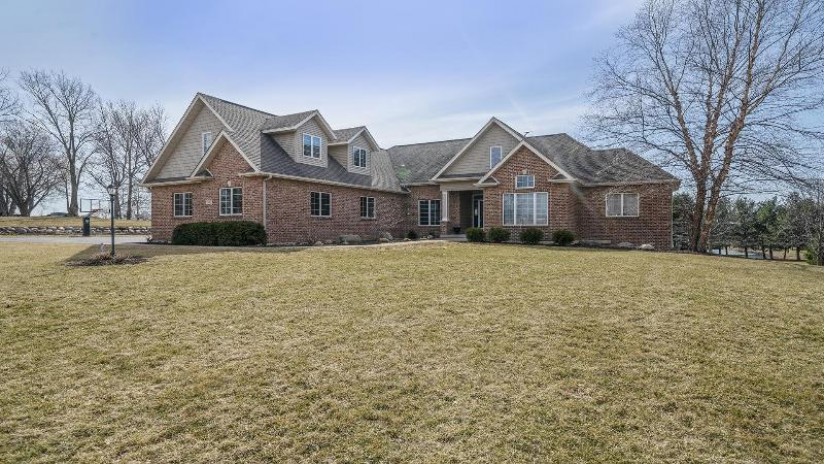 7505 E Wildwood Road Stillman Valley, IL 61084 by Re/Max Of Rock Valley $469,900