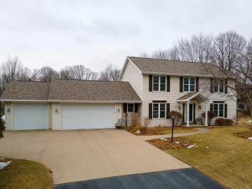 W2544 Brookmeadow Court, Buchanan, WI 54915